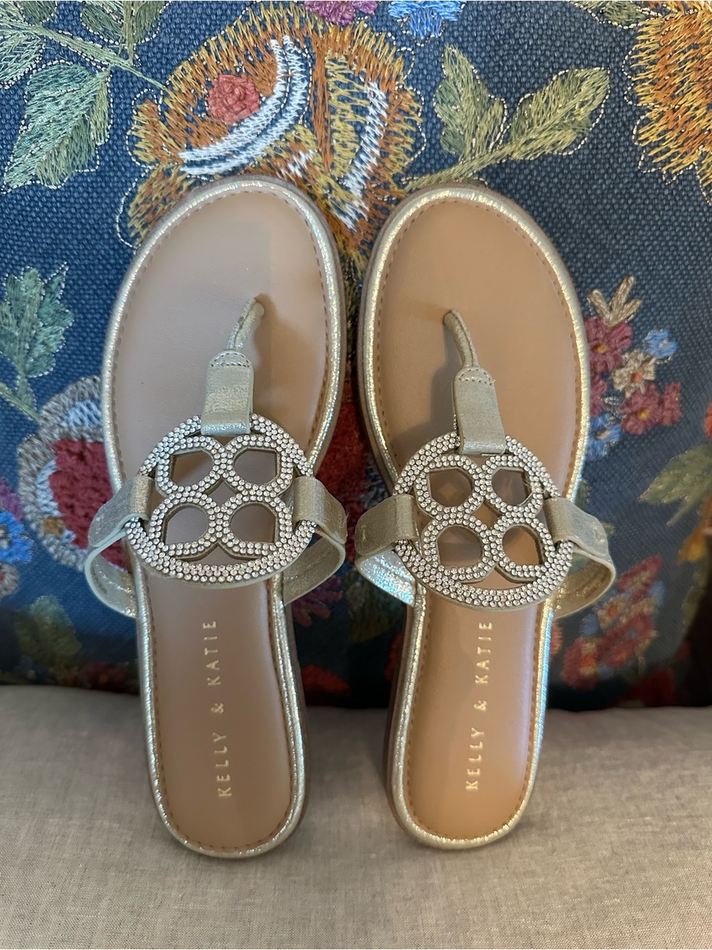 Kelly & Katie Metallic Gold Crystal Circle-Detail Thong Sandals